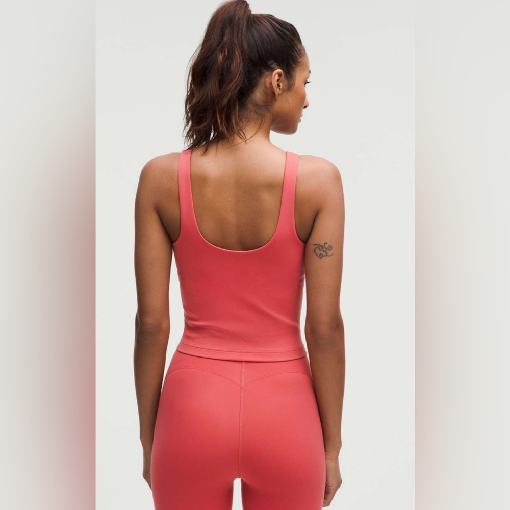 SOLD NWT Glow Up Tank Waist Length Medium Support B/C Cup - Picture 5 of 7